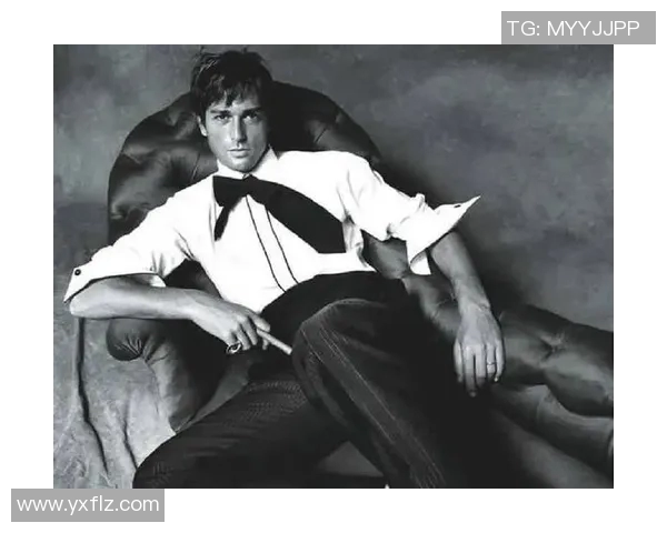 足球帅哥的魅力与风采揭秘球场内外的时尚与个性展现